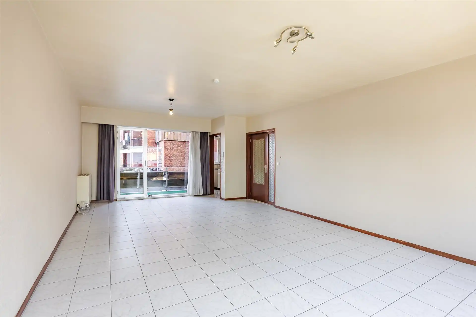 Ruim appartement met 2 slaapkamers in Sint-Niklaas foto 4