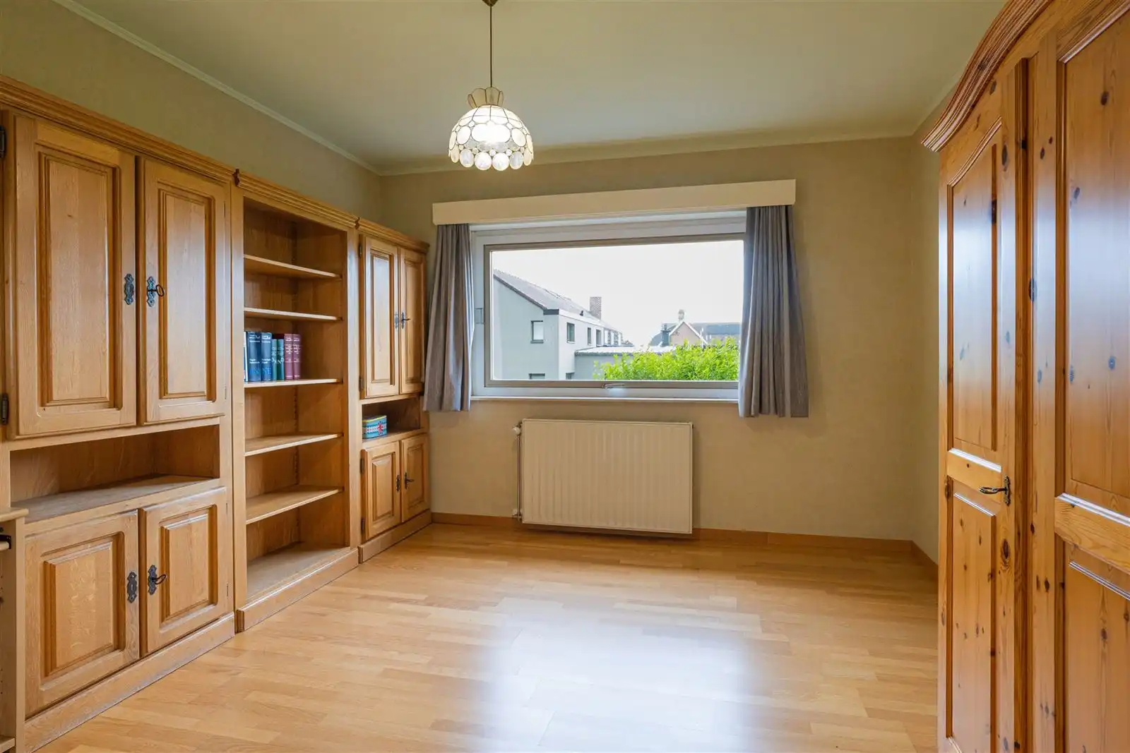 INSTAPKLARE VILLA MET LOODS TE ZWALM foto 19