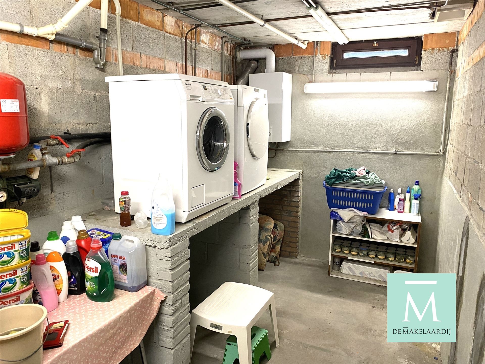 Uitstekend gelegen woning met 3 slaapkamers en garage foto 28