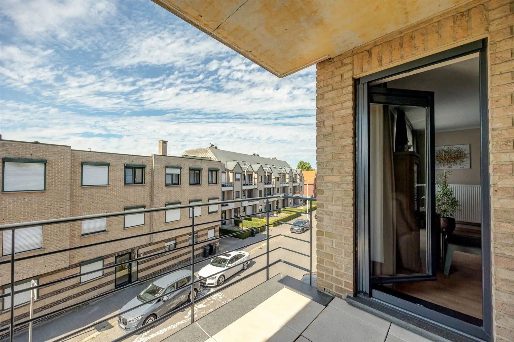 Instapklaar energiezuinig appartement met 2 slaapkamers en terras in Burcht foto 9