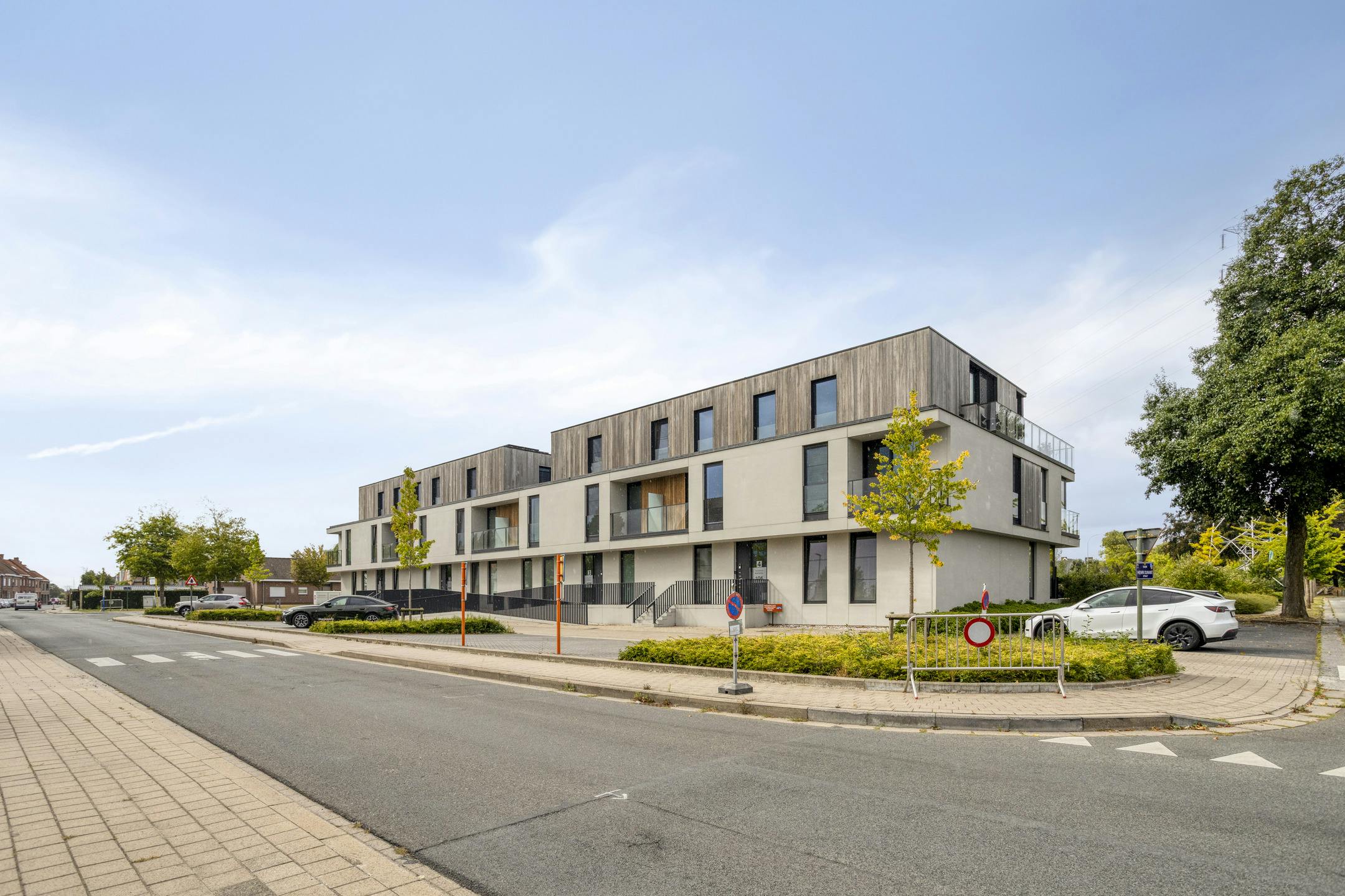 Appartement te koop met warmtepomp te Izegem  foto {{pictureIndex}}