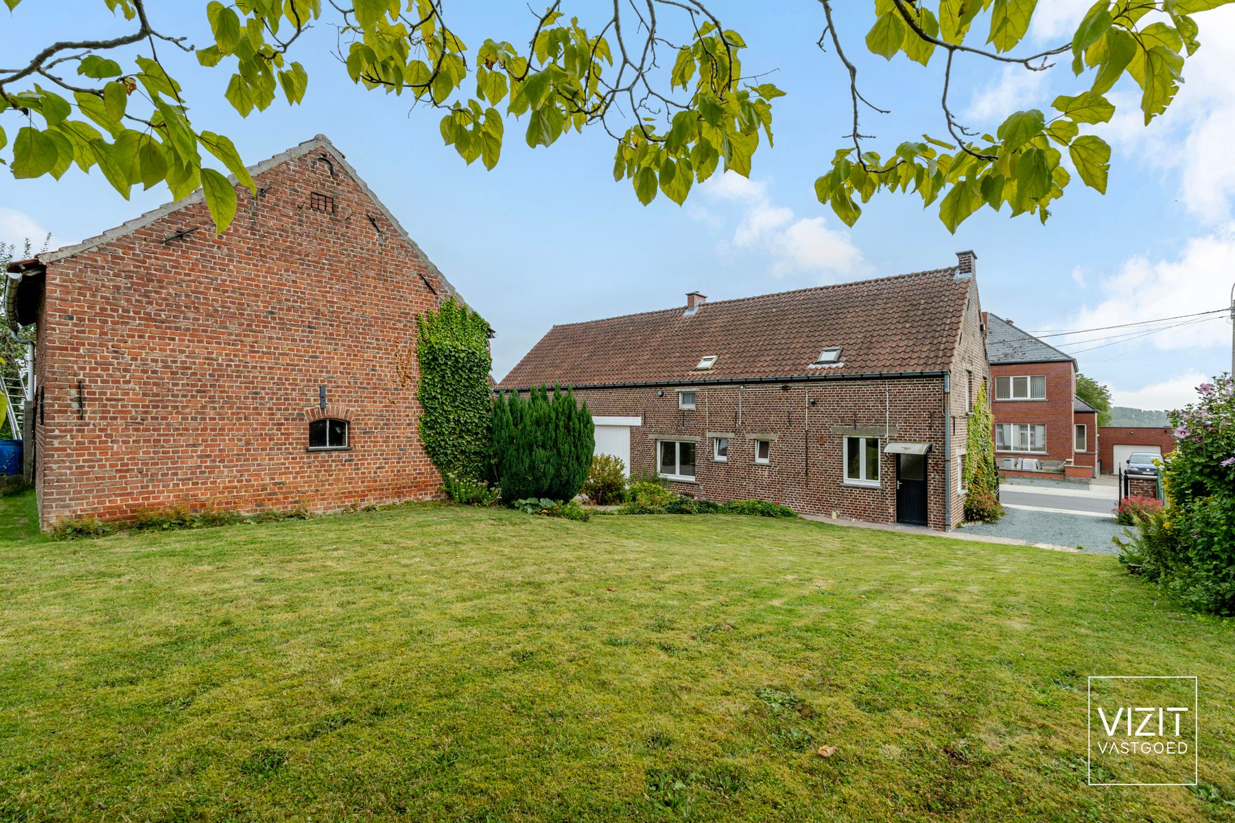 Karaktervolle boerderij met binnenkoer in Waarbeke (Geraardsbergen) foto 3