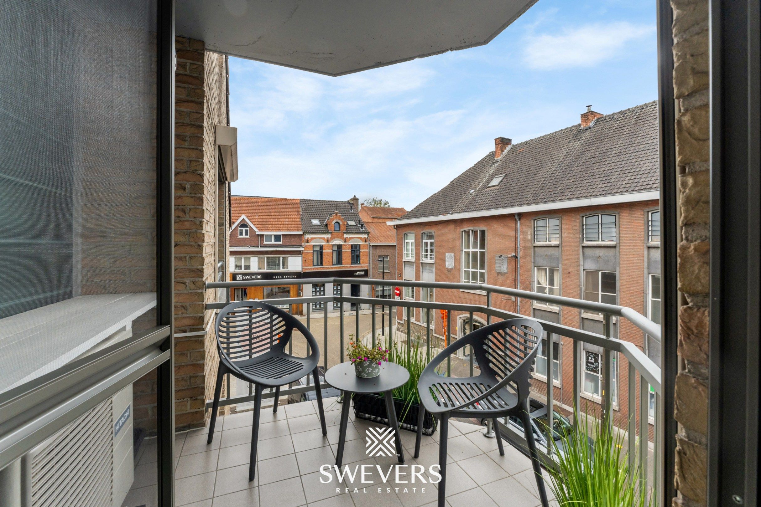 Instapklaar appartement met 2 slaapkamers in centrum Beringen foto 24
