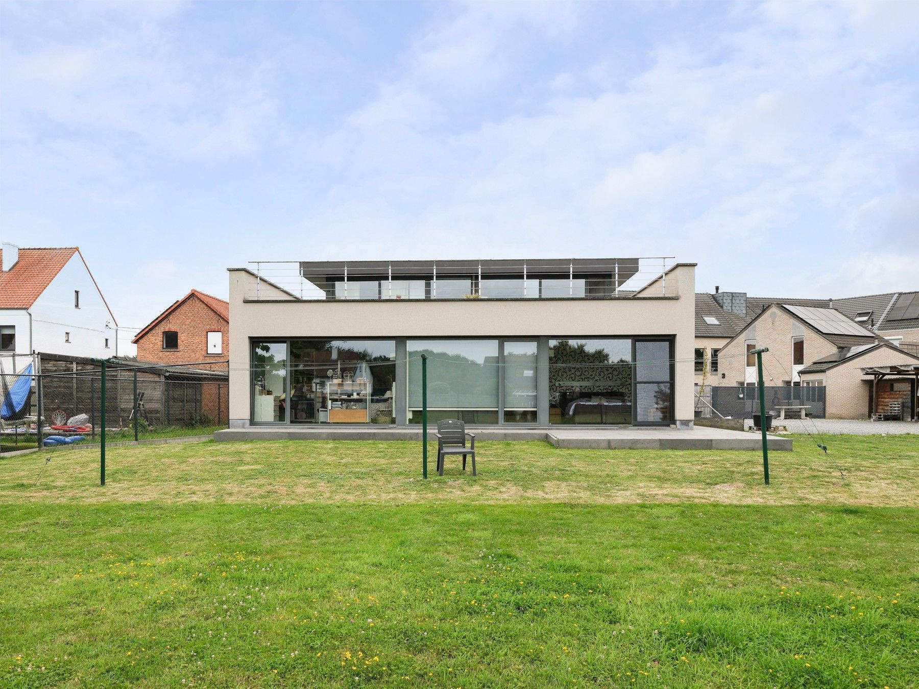 Riant gelijkvloers appartement met tuin op een boogscheut van Hasselt! foto 7