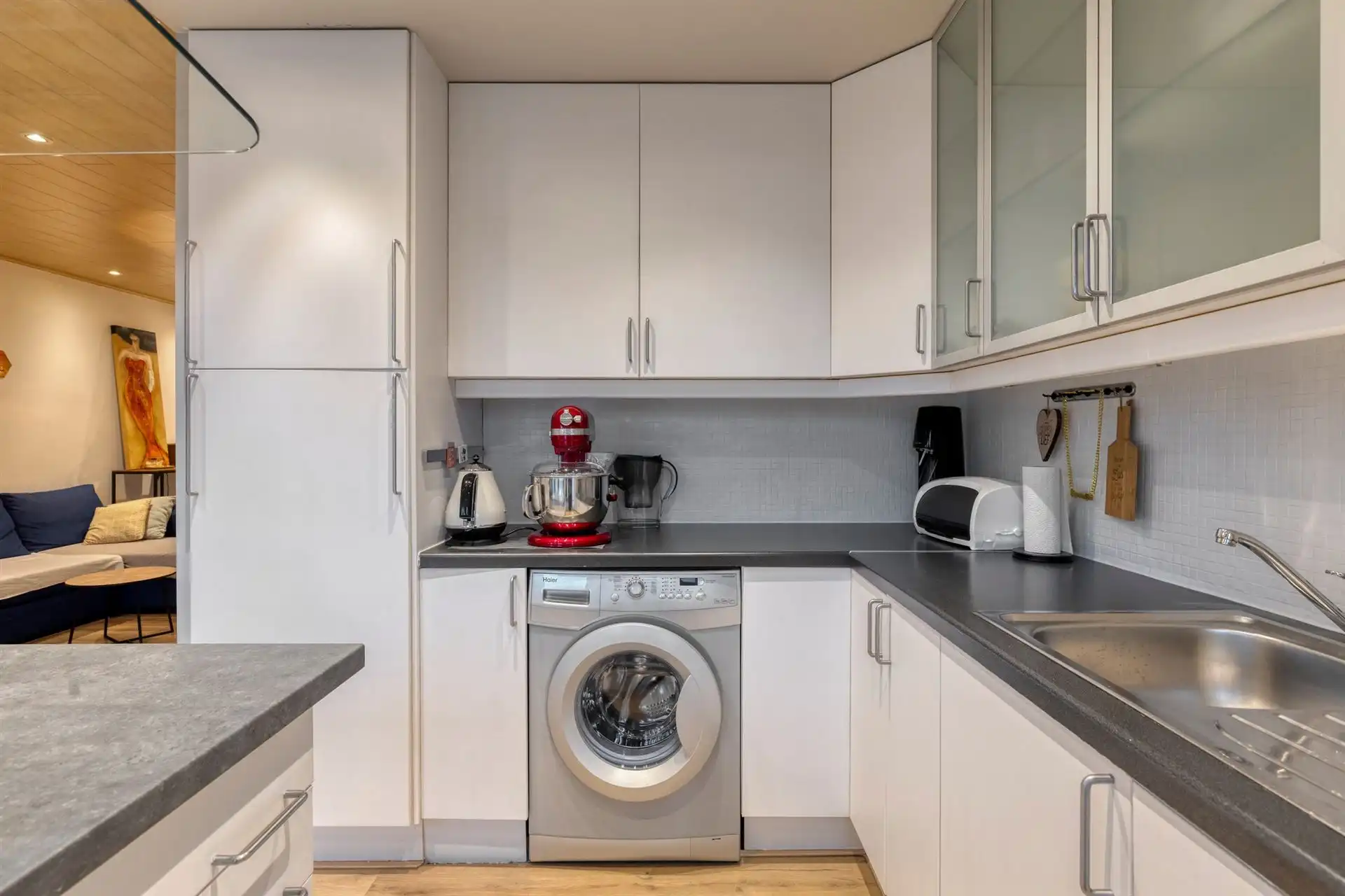 Instapklaar appartement van 78 m² met twee slpk's te Ekeren! foto 6