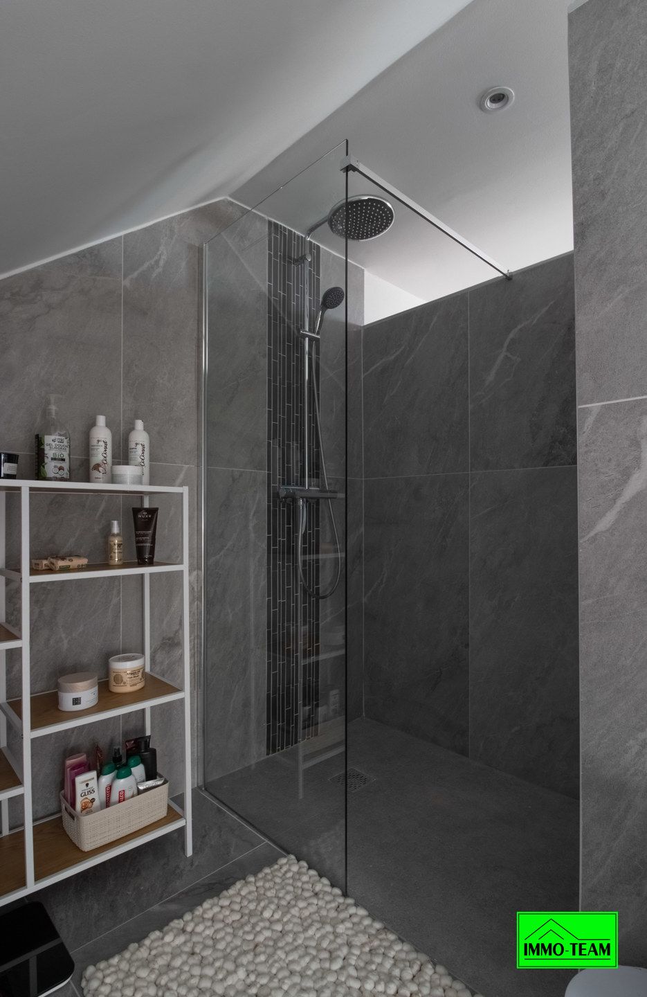 Instapklare gezinswoning met royale woonruimte en luxe  foto 10