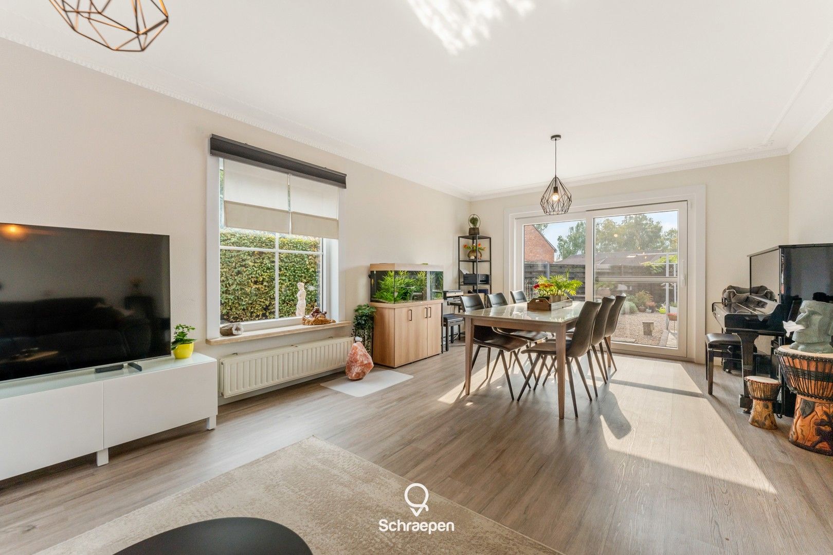 Energiezuinige gezinswoning met 3 slpks en praktijk- of kantoorruimte te Zonhoven! foto 5