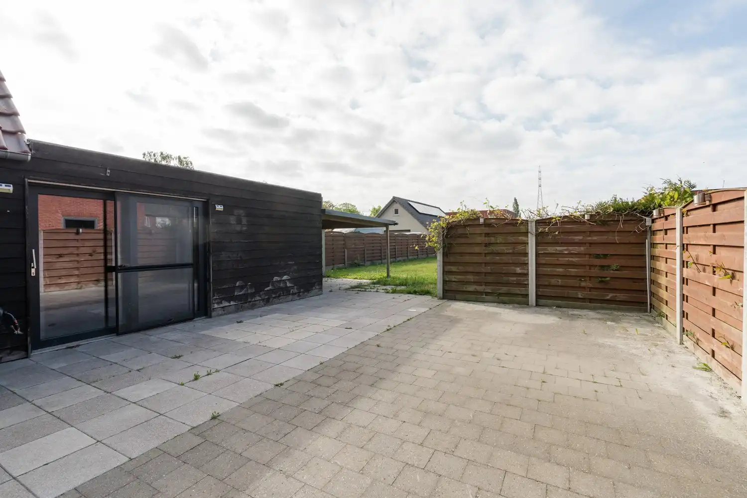 Leuke op te frissen woning 3 SLK woning in een doodlopende straat! foto 20
