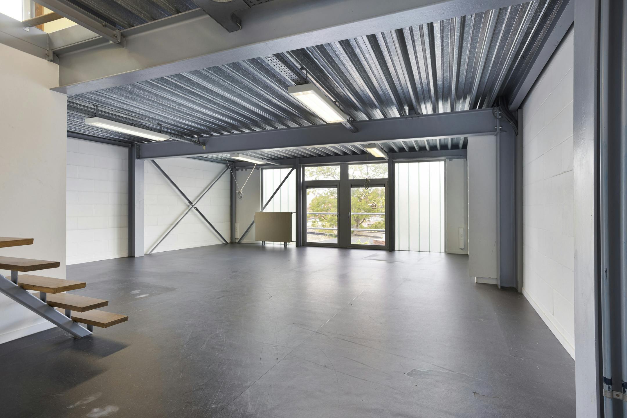 Uniek huis te koop van ca. 367m² in centrum Torhout foto 3