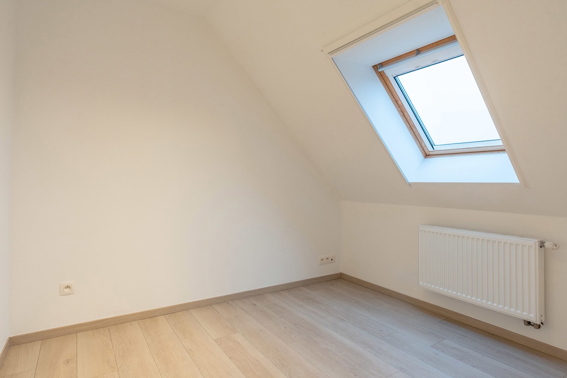 Ruim energiezuinig duplexapp met garagebox te Oud-Turnhout foto 16