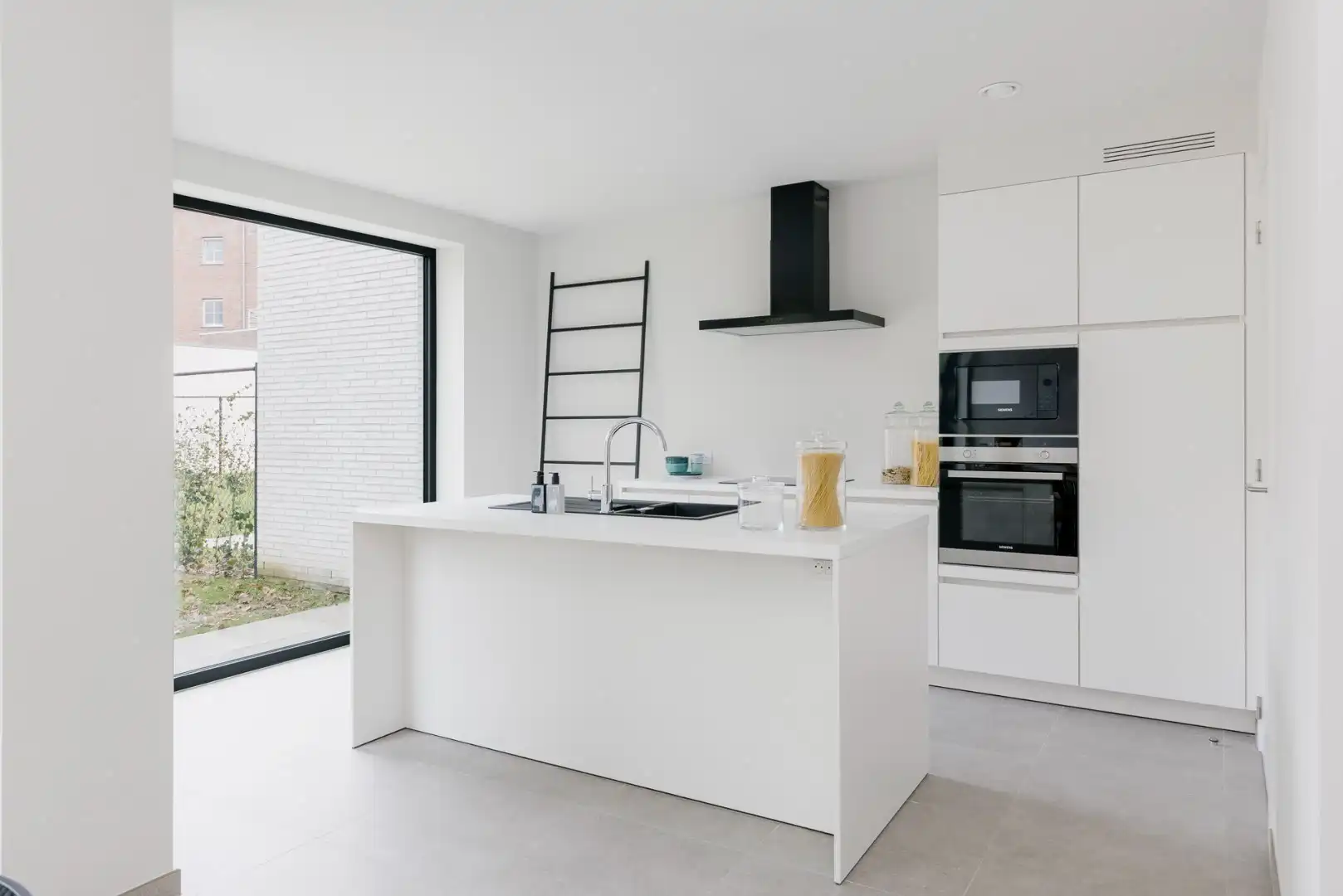 Instapklare woning in hartje Harelbeke, overal dichtbij  foto 6