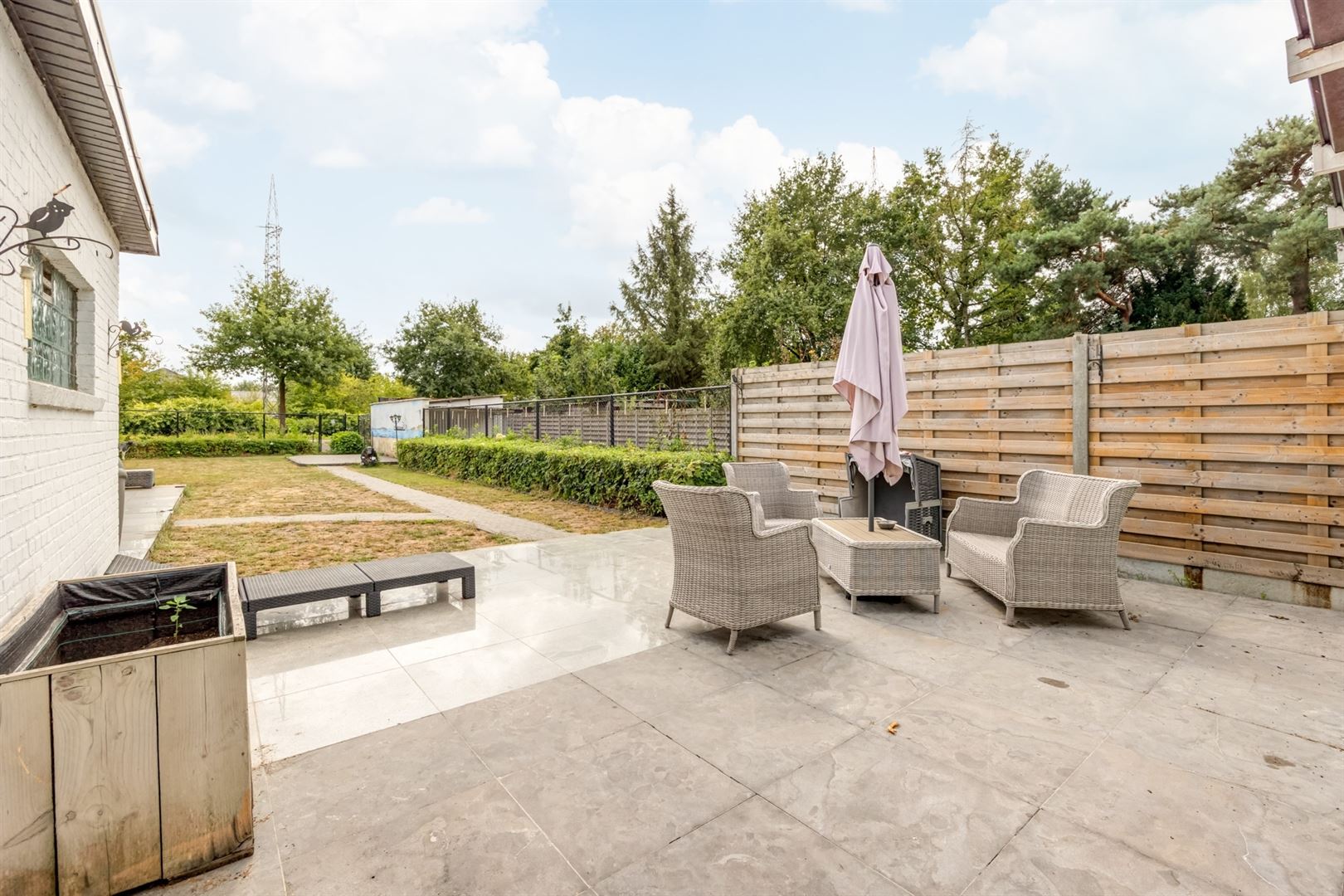Instapklare halfopen woning met zonnige tuin aan de Vaart Schoten foto 17