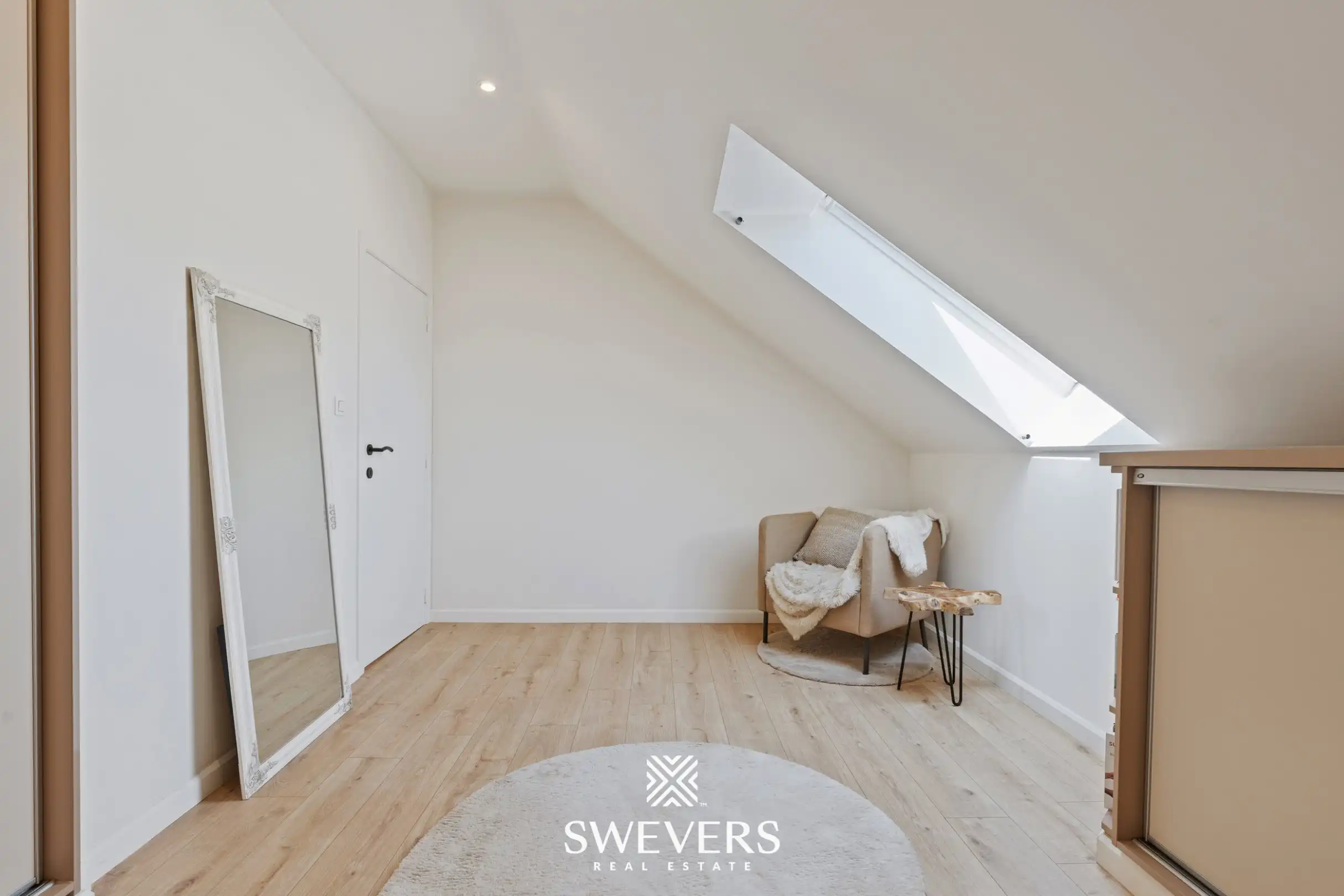 Instapklaar duplex appartement met 2 ruime slaapkamers en zonnig zuidgericht terras in Kermt foto 38