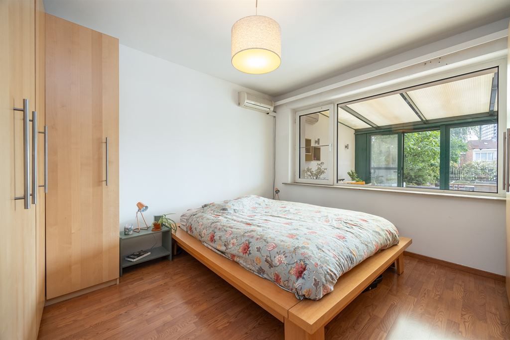 Ruim appartement met uniek dakterras én 2 garageboxen foto 7
