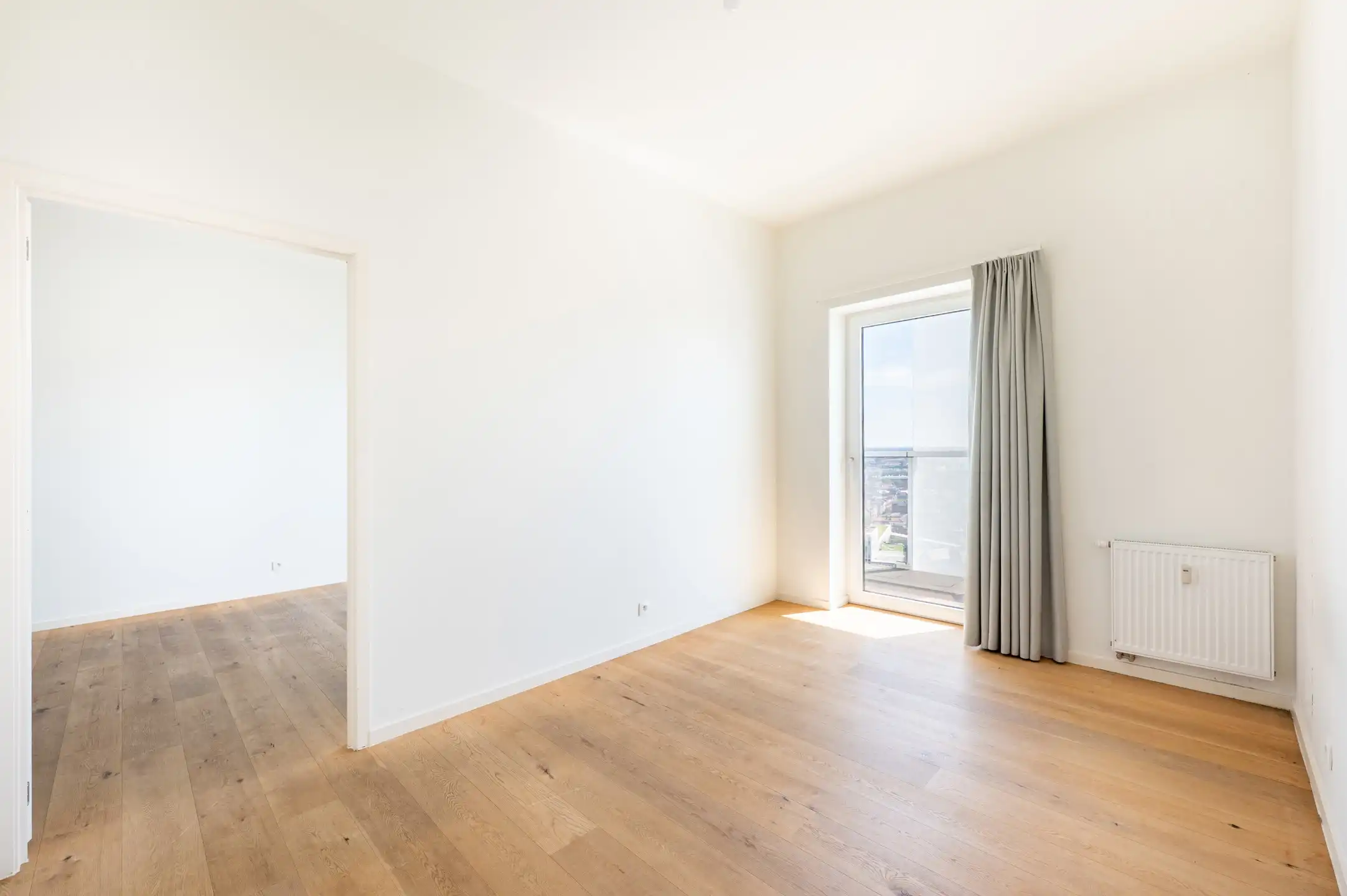 Lichtrijk appartement met terras en EPC A foto 8