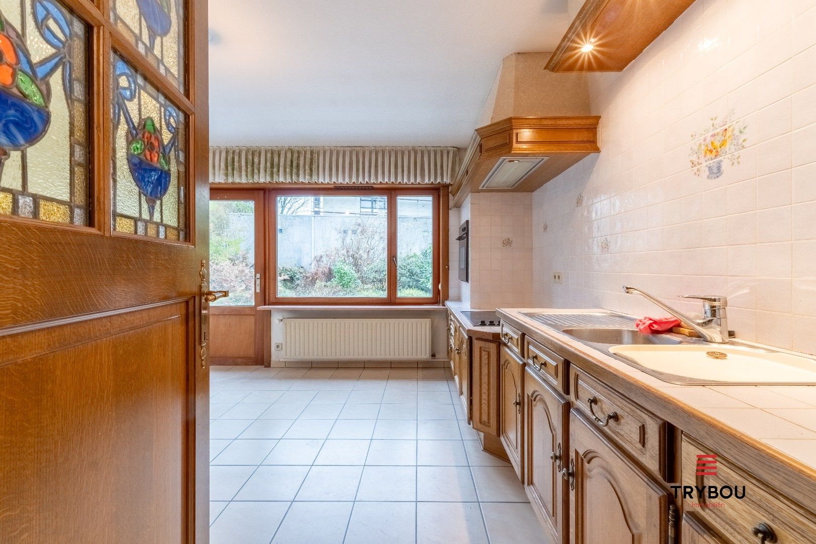 Wonen met een vakantiegevoel – unieke villa op de top van de Rodeberg foto 11