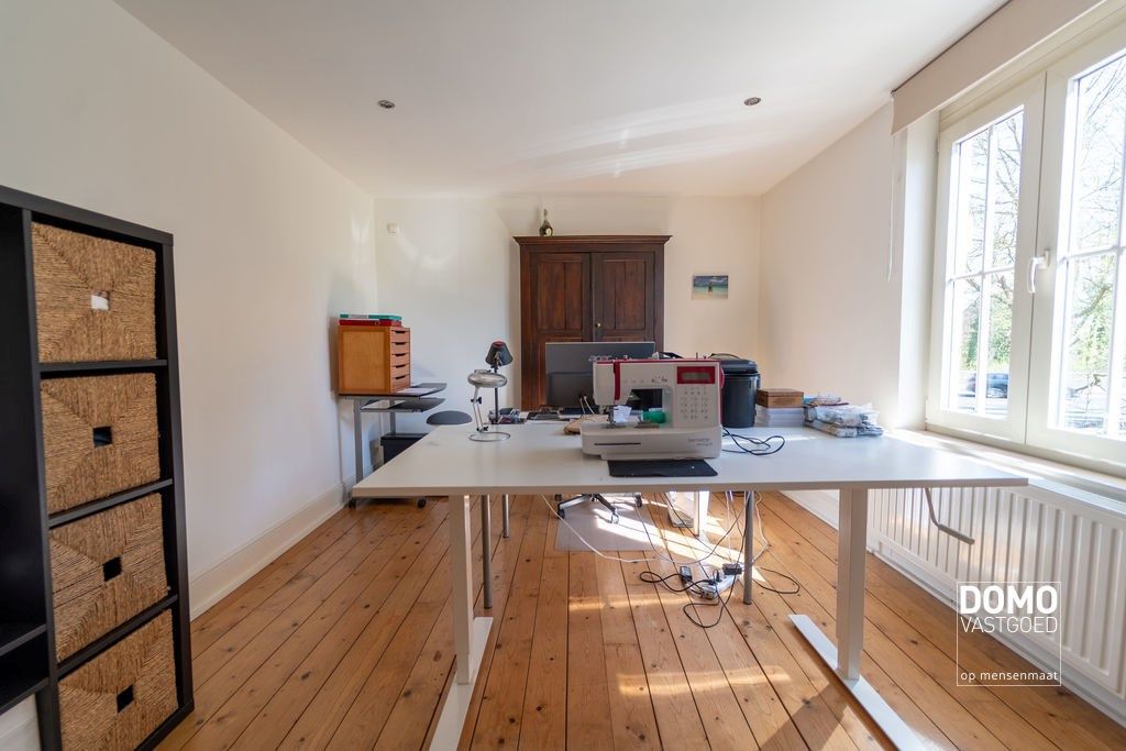 Ruime gerenoveerde woning met voldoende ruimte en tal van mogelijkheden foto 25