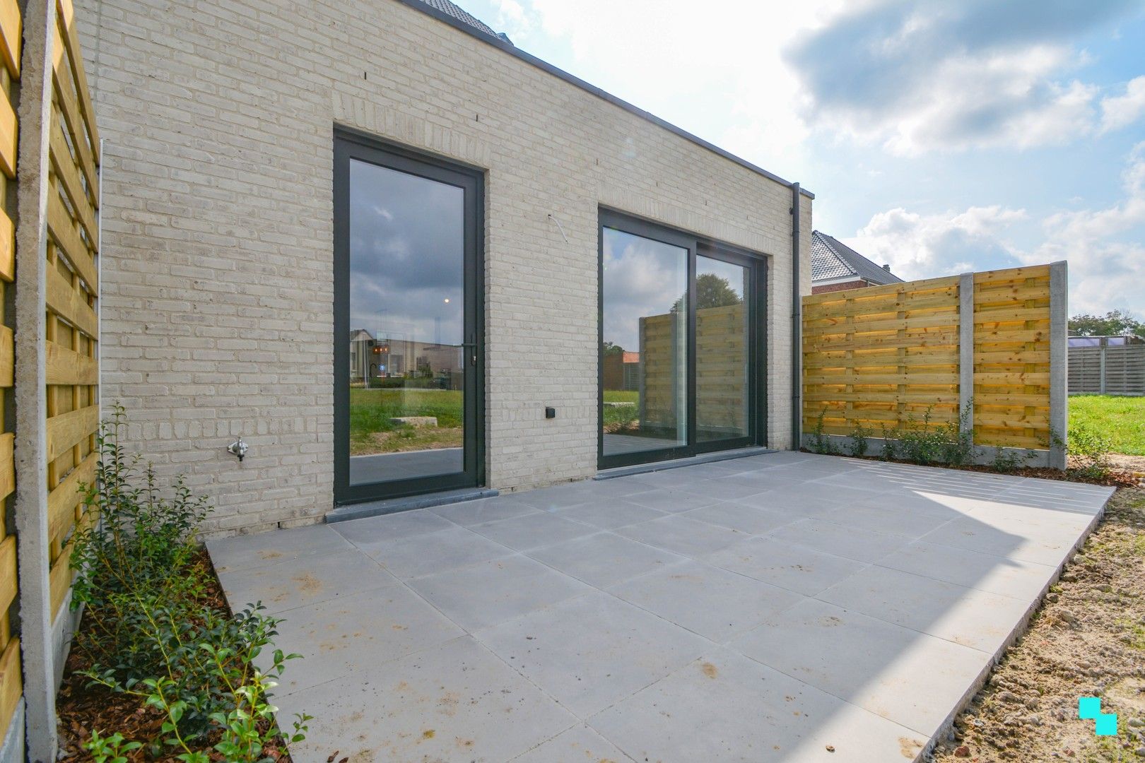 Verrassend ruime nieuwbouwwoning in centrum Aartrijke foto 30