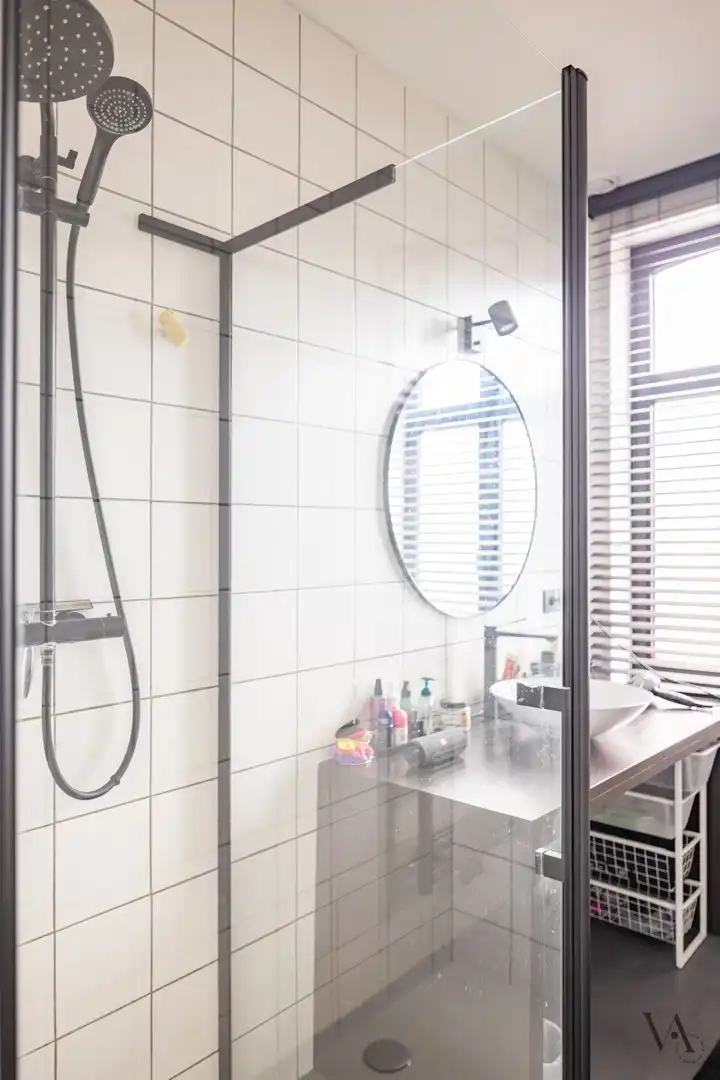 Exclusief triplexappartement met 4 slaapkamers in gerenoveerde herenwoning foto 21