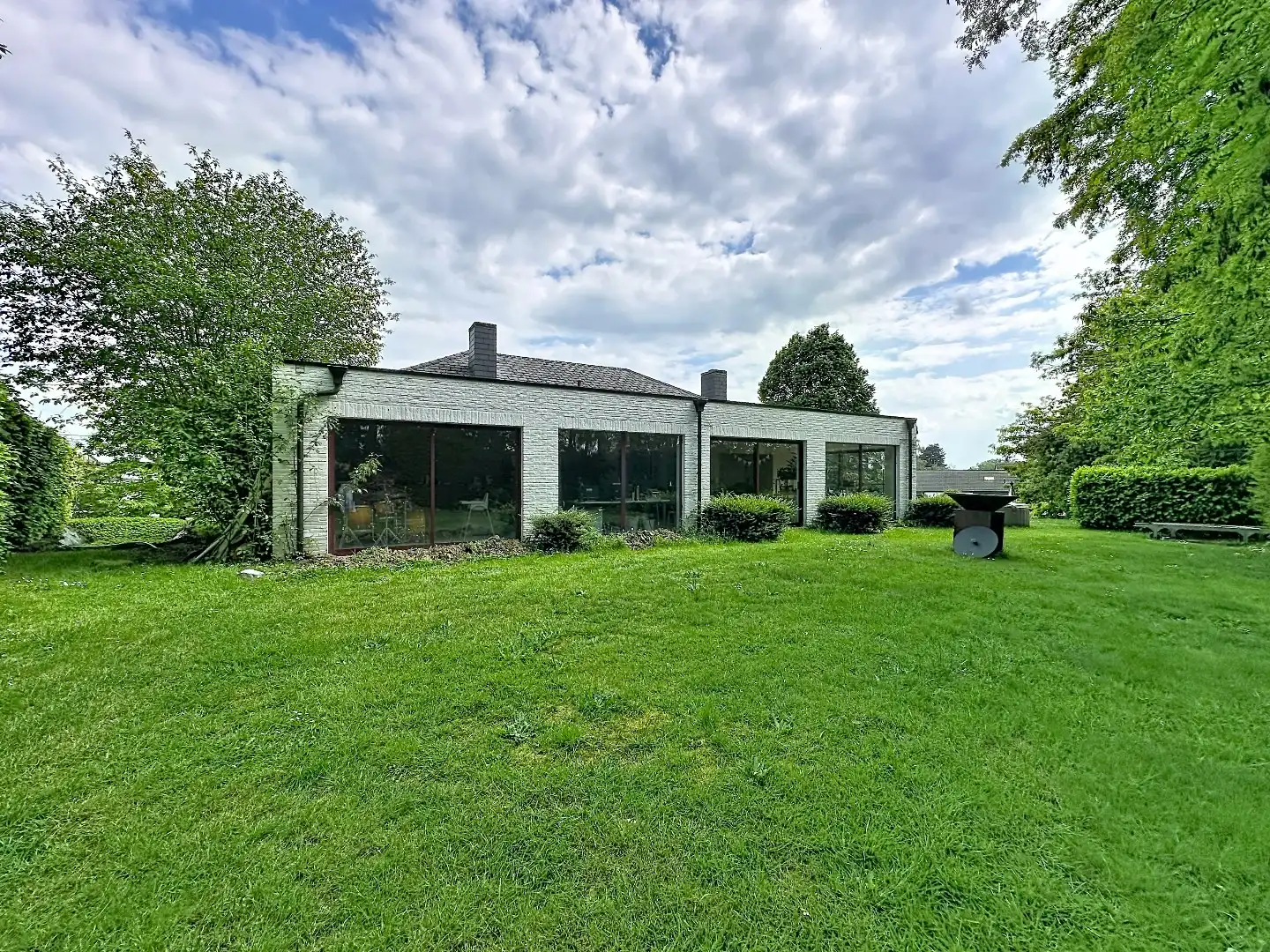 Ruime gelijkvloerse villa met prachtige tuin op toplocatie in Korbeek-Lo foto 22