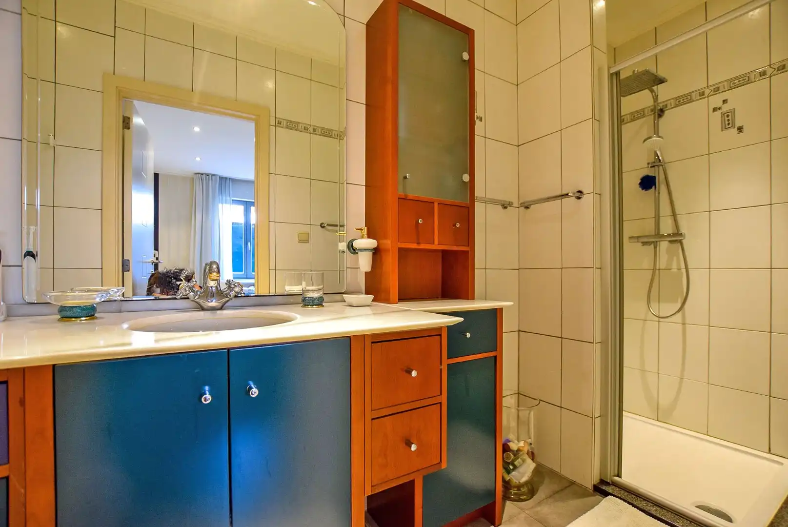 Prachtig onderhouden gelijkvloersappartement van maar liefst 175m² gelegen op 50m van het strand te Sint-Idesbald. foto 13