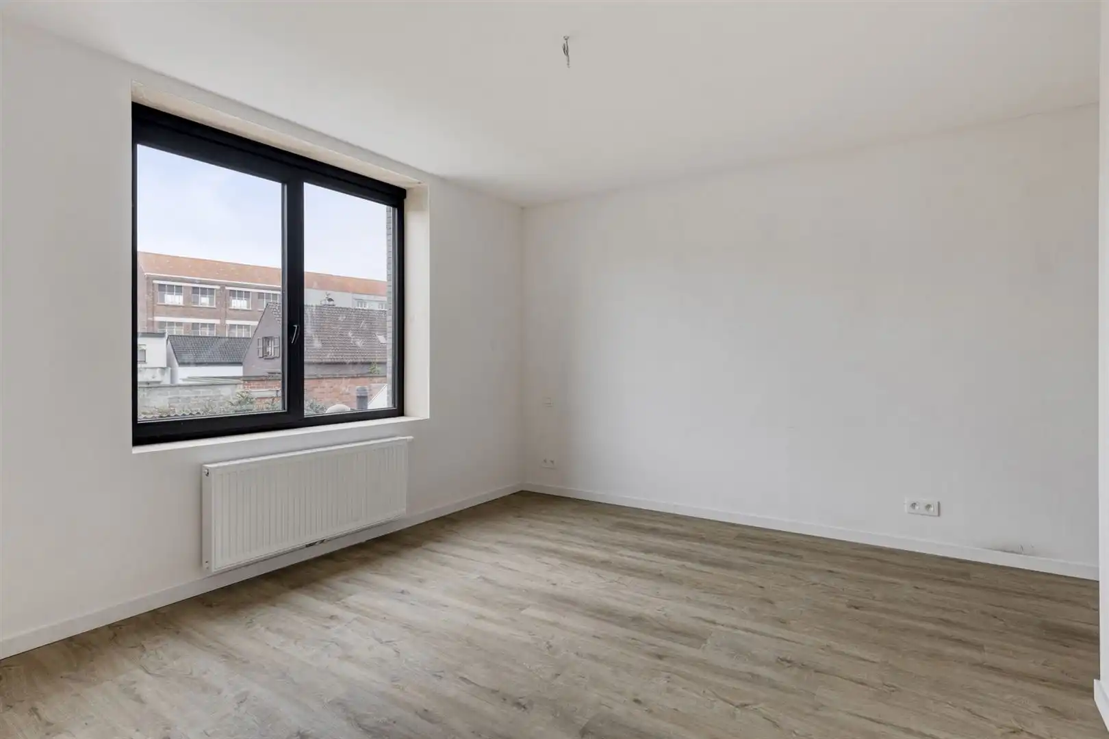 Rustig gelegen nieuwbouw woning met zonnige tuin en 4 slaapkamers. foto 12