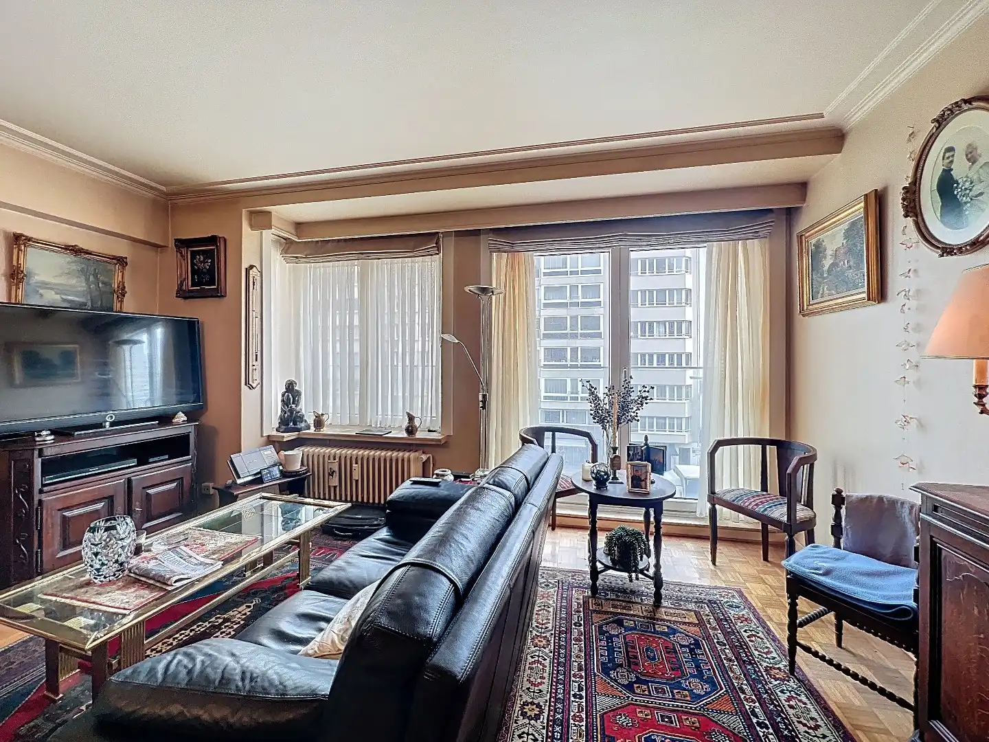 Op te frissen appartement met topligging aan het Marie-Joséplein. foto 6