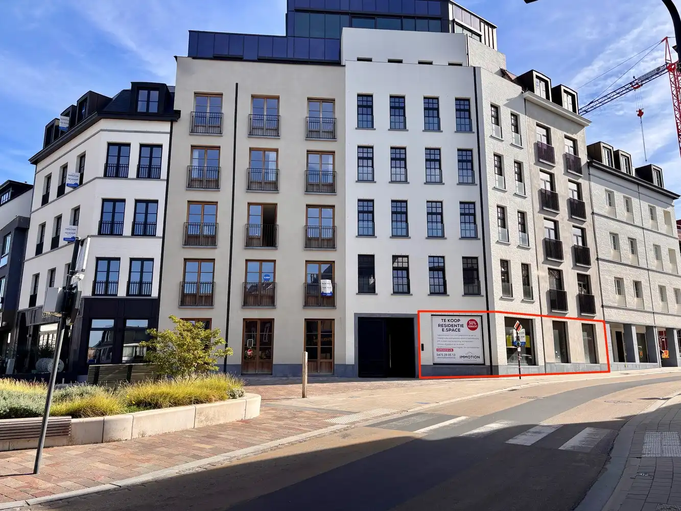 Commerciële ruimte te koop Avelgemstraat 1 - 8550 Zwevegem