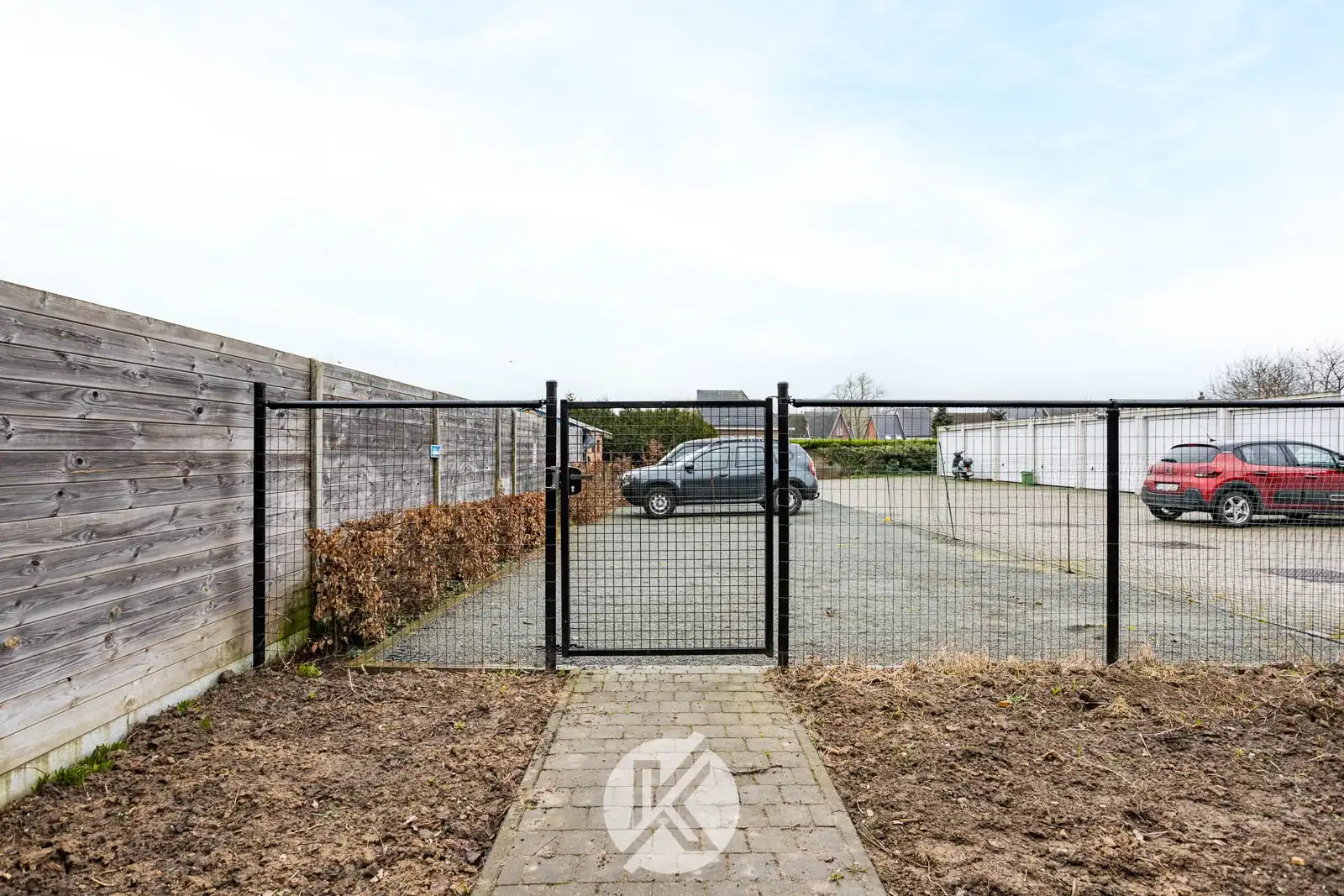 Op te knappen woning nabij centrum Herzele foto 25