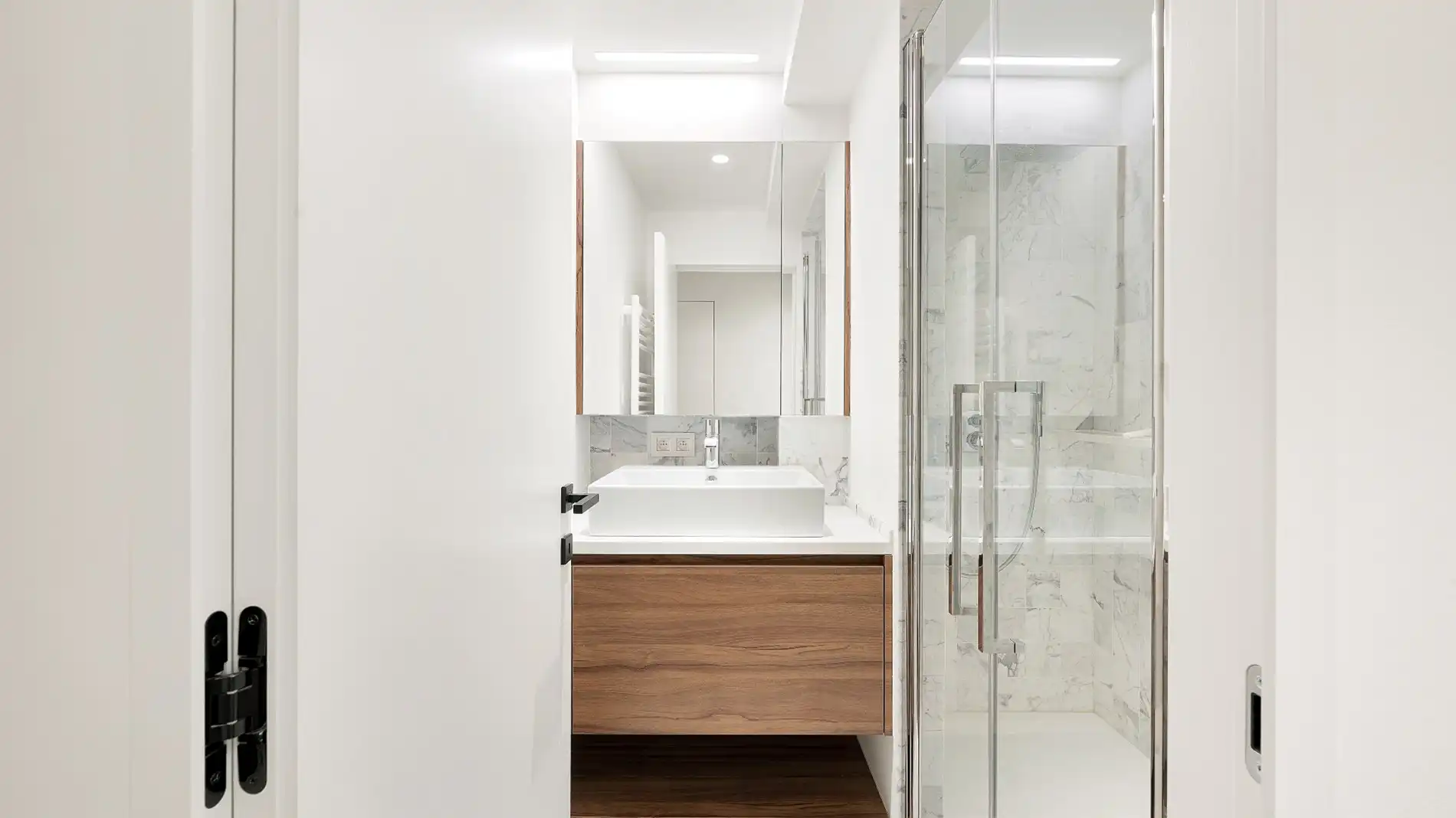 Lichttorenplein- ruim en modern appartement met 3 slk's op enkele passen van de zee foto 17