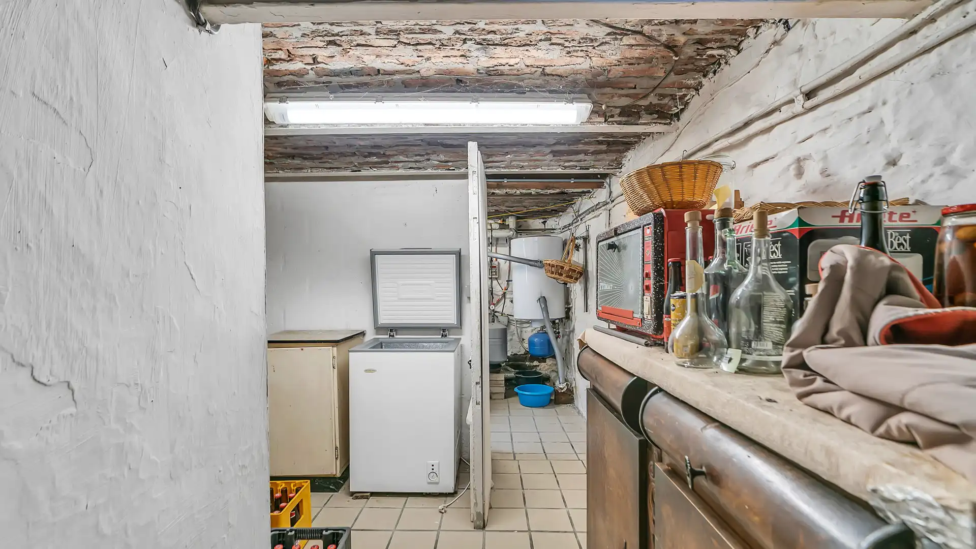 Te renoveren woning (H.O.B.) met 3 slpkrs te Genk foto 8