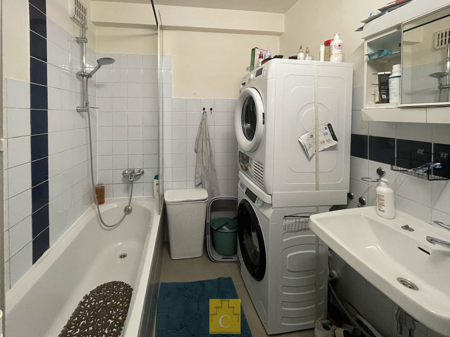 Ruim 3-slaapkamerappartement met terras in Sint-Andries foto 7