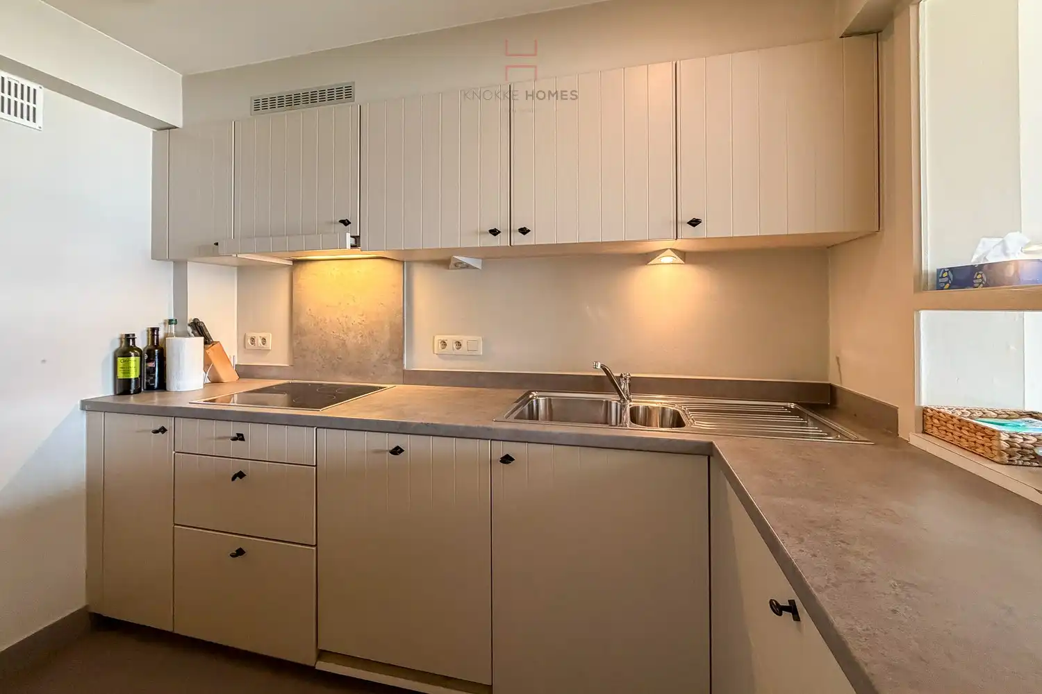 Prachtig gelegen vakantie-appartement met uniek zicht over het Albertstrand foto 5