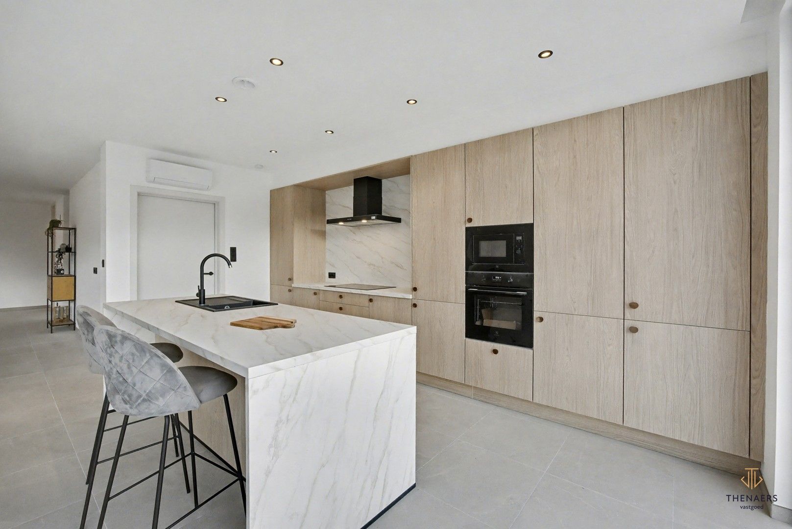 Nieuwbouwwoning met 3 slaapkamers en luxueuze afwerking. foto 8