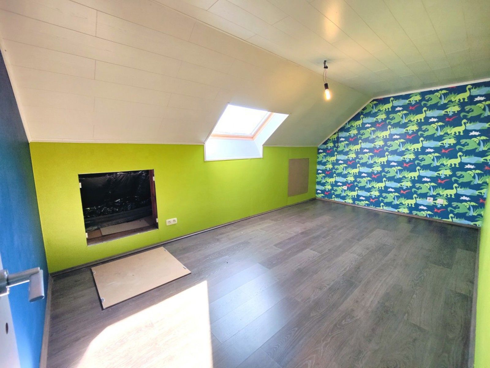 Ruim multifunctioneel pand met tuin foto 31