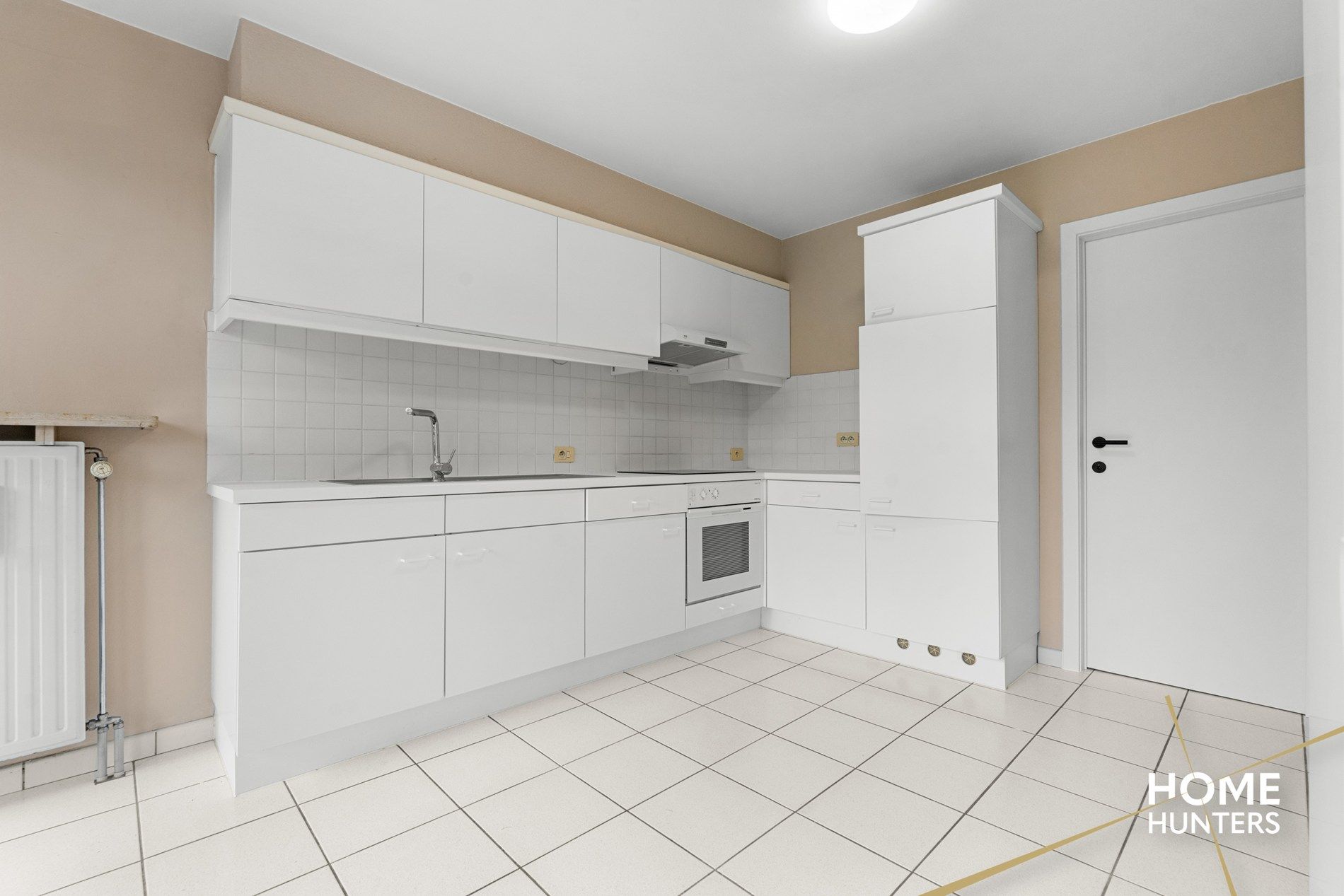 Ruim appartement op centrale ligging in Roeselare foto 13