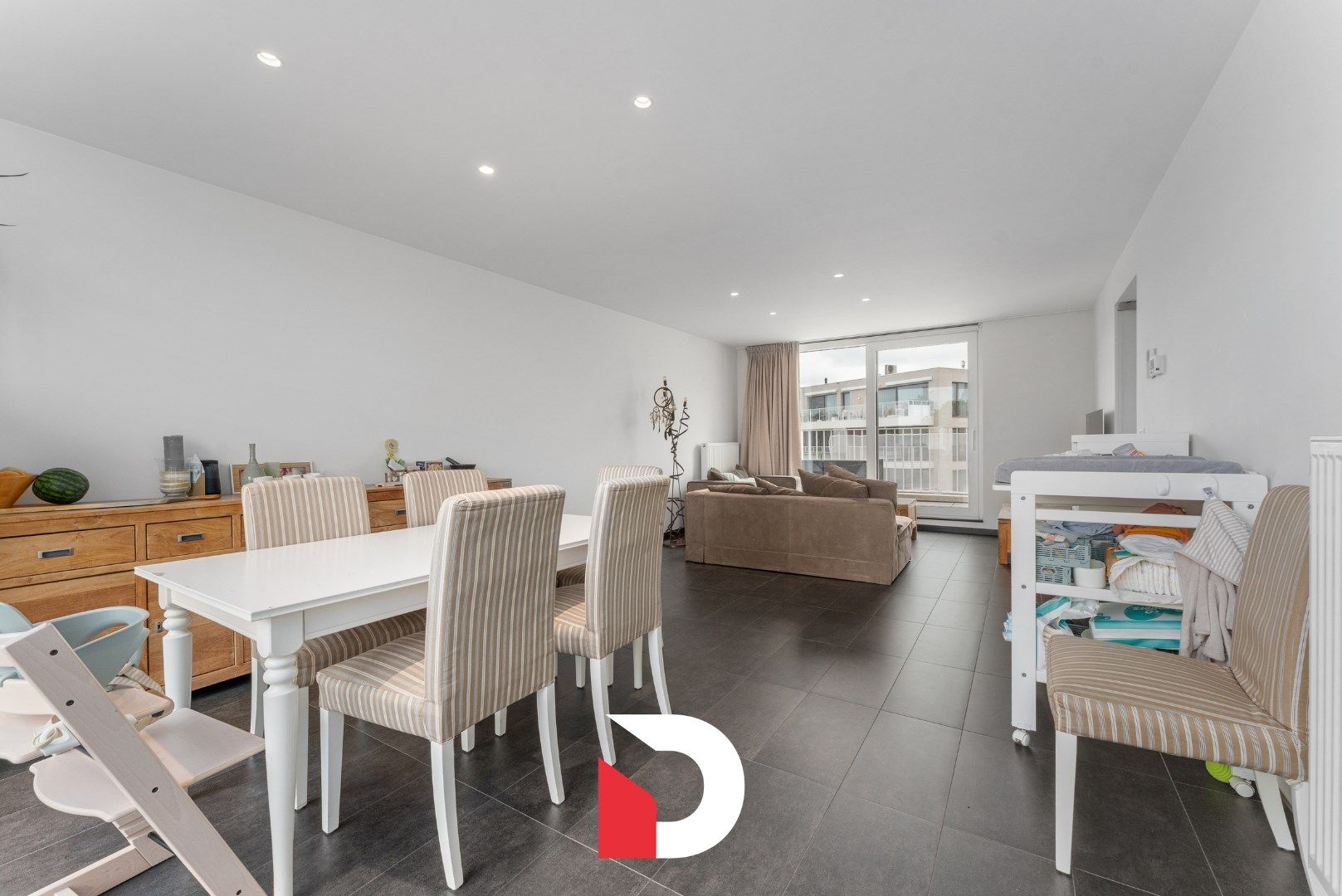 Recent 2-slpk appartement met terrassen op topligging te Sint-Michiels foto 6