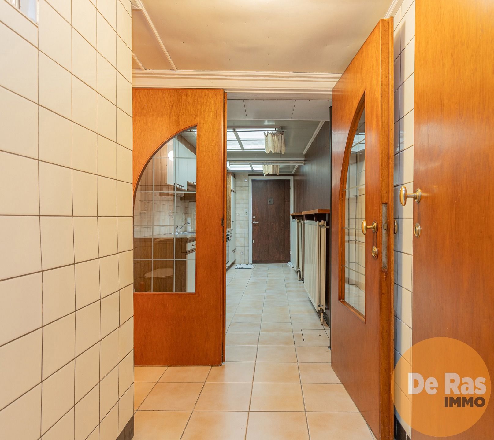 LEDE - Verzorgde, te renoveren woning op een goeie ligging foto 6