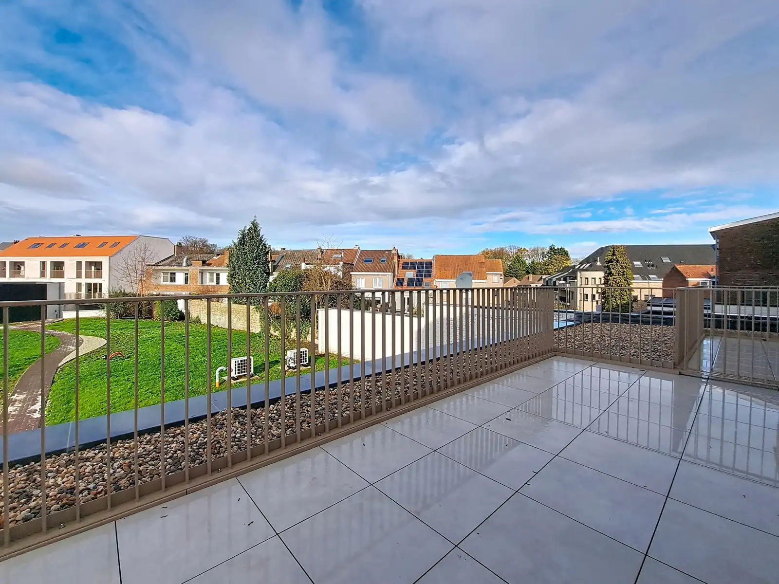 Appartement te huur foto 7