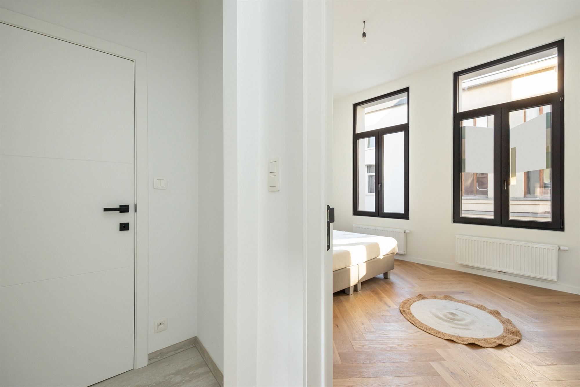 Prachtige gerenoveerde woning, ideaal ook als investering foto 12