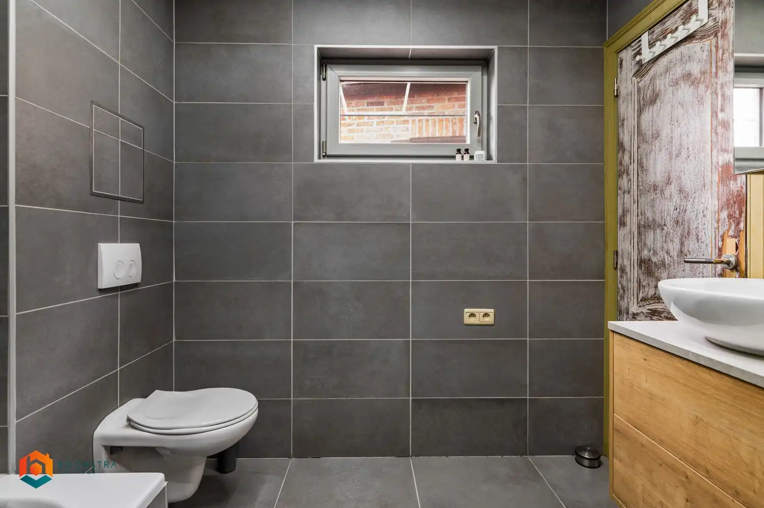 Lichtrijke woning met 2 slpkrs te Beerzel foto 14