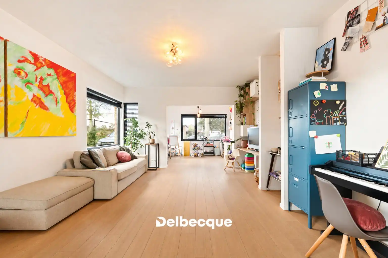 Instapklare halfopen woning met 3 slaapkamers, tuin en garage in Varsenare foto 3