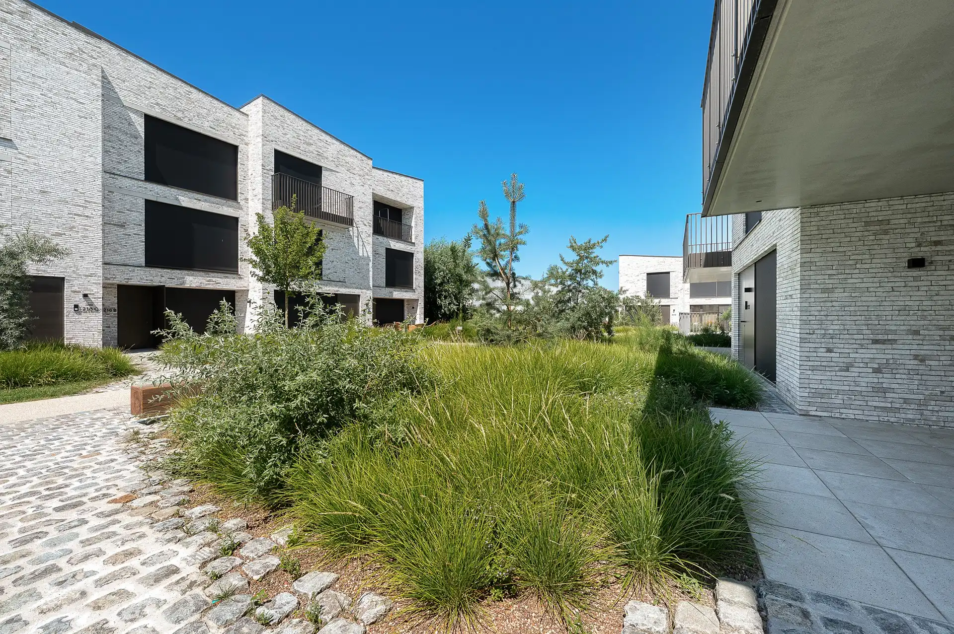 Architecturale BEN-woning met uitzonderlijke leefruimte en zonovergoten terrassen foto 35