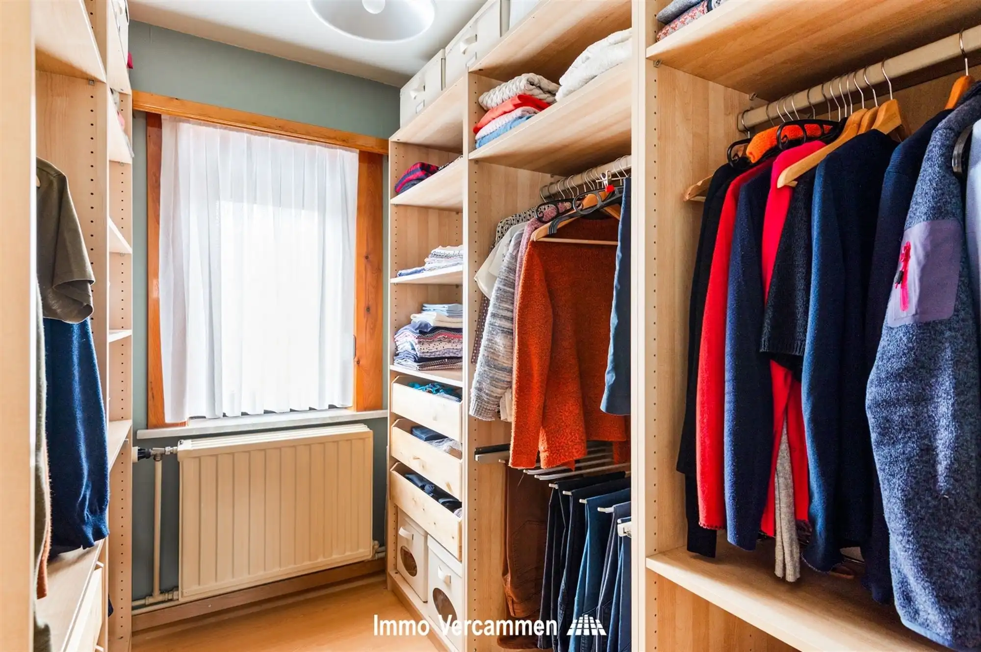Zeer goed onderhouden woning op een A - locatie te Mechelen foto 13