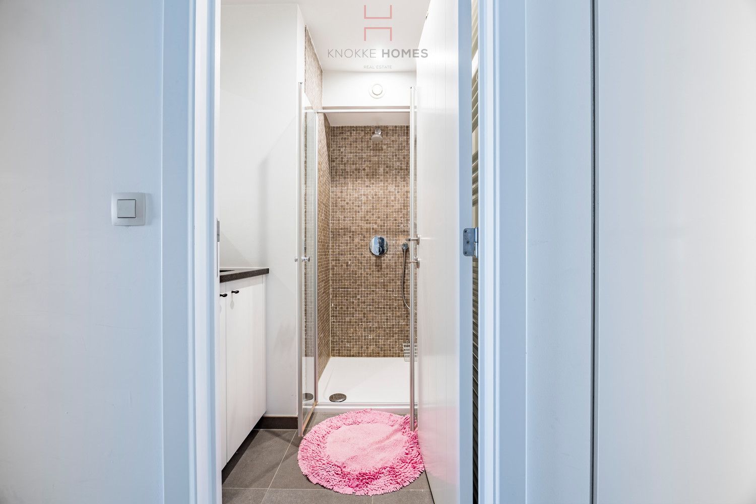 Zeer aangenaam en comfortabel appartement met prachtig zijdelings zeezicht foto 15