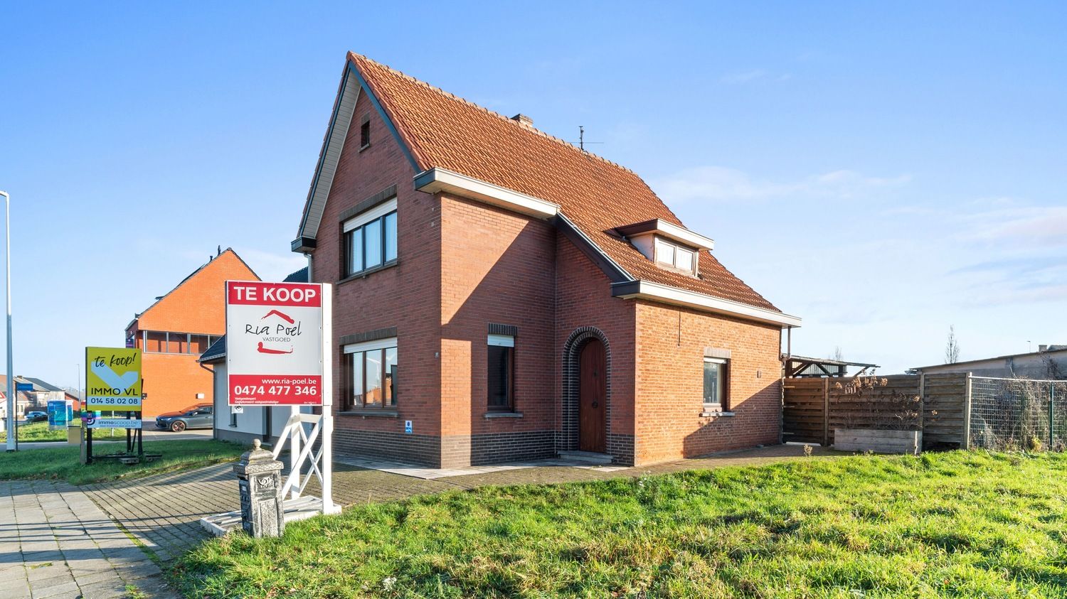 Te renoveren halfopen bebouwing met 2 slaapkamers. foto 13