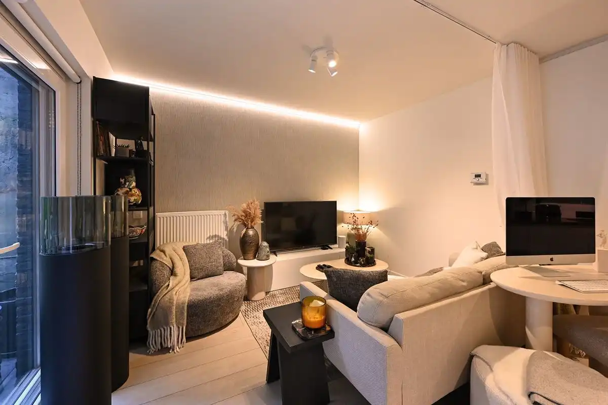 Instapklaar gelijkvloersappartement met heerlijke stadstuin foto 14