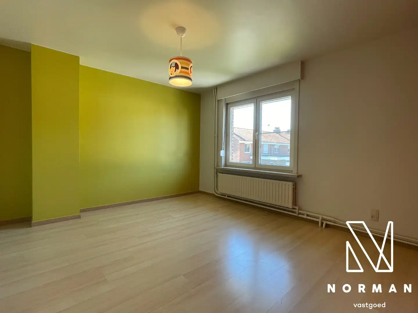 Rustig gelegen woning met oprit en garage. foto 7