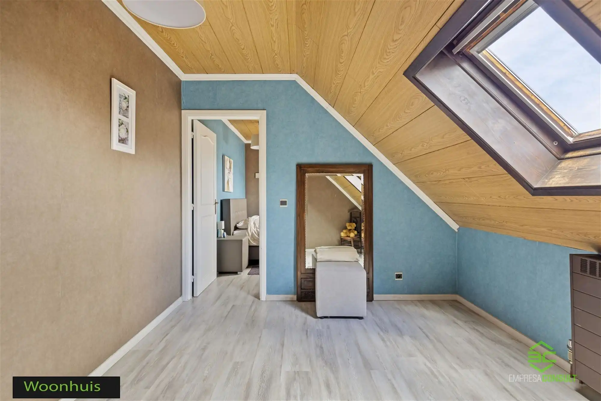 Ruime woning met 8 slpk + 1 magazijn op 21a 24ca! foto 28