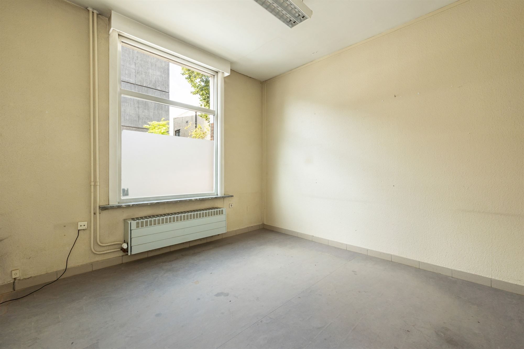 Te renoveren woning met tuin in Heist-op-den-Berg foto 3